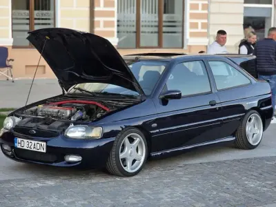 Używany Ford Escort RS 150 KM (110 kW) 1997 Sedan/Limuzyna