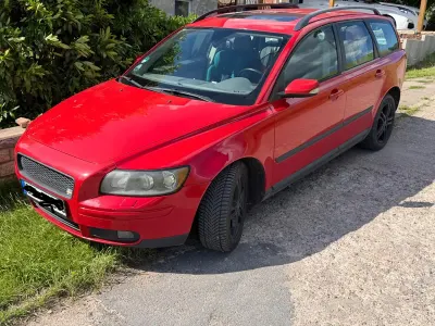 Gebraucht Volvo V50 220 PS (161 kW) 2004 Rot Kombi