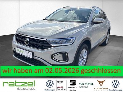 Second-hand VW T-Roc Life 150 CP (110 kW) 2025 Gri SUV