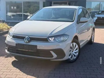Gebraucht VW Polo Life 95 PS (69 kW) 2023 Grau Kleinwagen