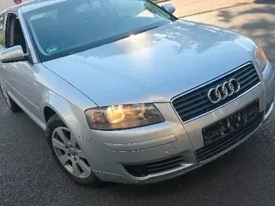Gebraucht Audi A3 102 PS (75 kW) 2004 Silber Kleinwagen