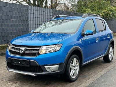 Gebraucht Dacia Sandero Stepway 90 PS (66 kW) 2016 Blau Limousine