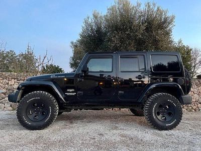 Gebraucht Jeep Wrangler Unlimited Sahara 200 PS (147 kW) 2011 Schwarz SUV