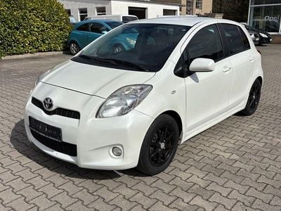 Gebraucht Toyota Yaris 133 PS (97 kW) 2010 Weiß Kleinwagen