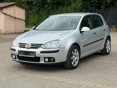 Gebraucht VW Golf IV 116 PS (85 kW) 2004 Silber Limousine