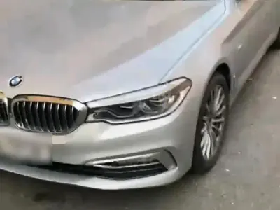 Gebraucht BMW 530 250 PS (183 kW) 2018 Grau Limousine