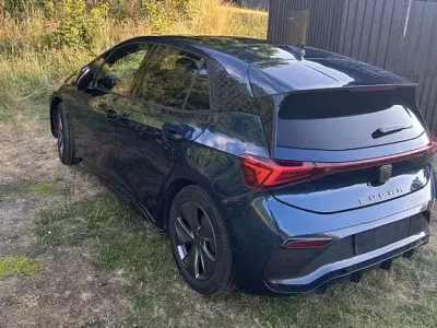 Gebraucht Cupra Born 150 kW (204 PS) 2022 Blau Kleinwagen