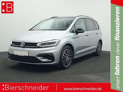 Silber Gebraucht 2024 VW Touran Highline Van / Kleinbus | 35.950 € (Fairer Preis)