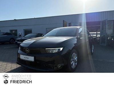 Neu Opel Astra Edition 131 PS (96 kW) 2025 Schwarz Limousine