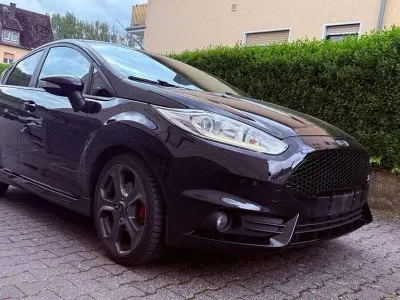 Używany Ford Fiesta ST 182 KM (133 kW) 2017 Czarny Hatchback