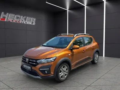 Gebraucht Dacia Sandero Comfort 101 PS (74 kW) 2022 Atacamaorange Kleinwagen