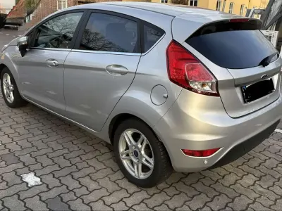 Gebraucht Ford Fiesta Titanium 125 PS (91 kW) 2013 Limousine