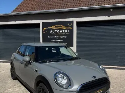 Używany Mini ONE 95 KM (69 kW) 2017 Szary Hatchback