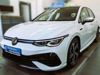 Gebraucht VW Golf VIII R 320 PS (235 kW) 2023 Pure white Limousine