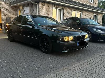 BMW 523