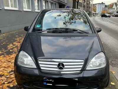 Gebraucht Mercedes A160 82 PS (60 kW) 1999 Schwarz Kleinwagen