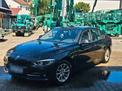 Gebraucht BMW 320 Sport Line 190 PS (139 kW) 2017 Schwarz Limousine