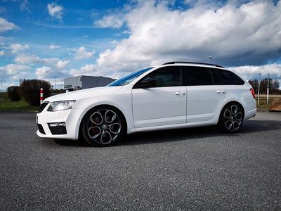Gebraucht Skoda Octavia RS 184 PS (135 kW) 2013 Weiß Kombi