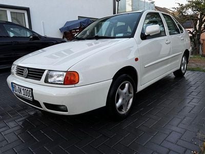 Usata VW Polo Classicline 101 CV (74 kW) 1996 Bianco Berlina