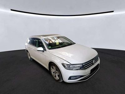 Gebraucht VW Passat 190 PS (139 kW) 2020 Pure white Kombi
