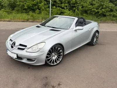 Gebraucht Mercedes SLK280 231 PS (169 kW) 2005 Silber Cabrio