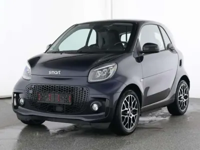 Usata Smart ForTwo Coupé Prime Exclusive 60 kW (82 CV) 2024 Blu Utilitaria