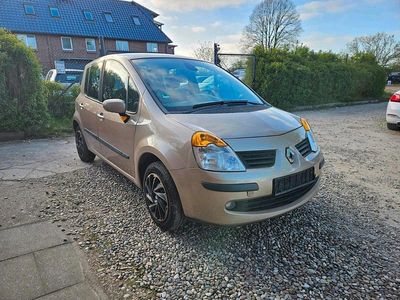 Usata Renault Modus 75 CV (55 kW) 2005 Oro Monovolume