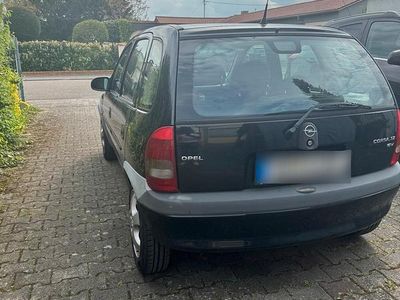 Gebraucht Opel Corsa 65 PS (47 kW) 1999 Schwarz Kleinwagen