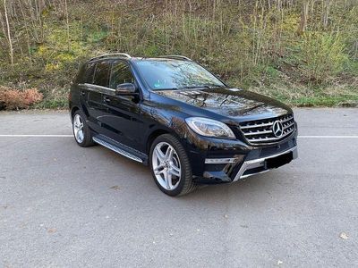 Usata Mercedes ML350 AMG 258 CV (189 kW) 2014 Nero SUV