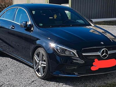 Gebraucht Mercedes CLA180 136 PS (100 kW) 2016 Schwarz Limousine