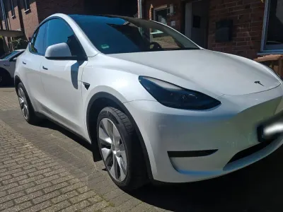 Gebraucht Tesla Model Y RWD 219 kW (299 PS) 2023 Weiß SUV