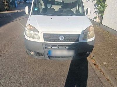 Second-hand Fiat Doblò 75 CP (55 kW) 2006 Alb Monovolum