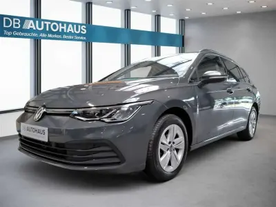 Gebraucht VW Golf VIII Life 110 PS (80 kW) 2024 Grau Kombi