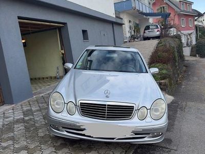Gebraucht Mercedes E350 Avantgarde 272 PS (200 kW) 2005 Silber Limousine