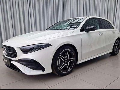 Gebraucht Mercedes A200 AMG 163 PS (119 kW) 2023 Weiß Limousine