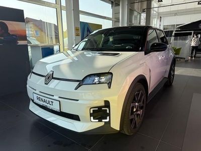 Nouă Renault 5 E-Tech Komfort 11 kW (15 CP) 2026