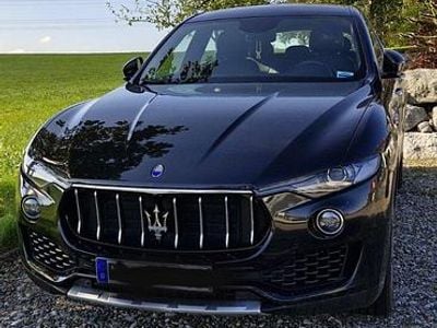 Gebraucht Maserati Levante 300 PS (220 kW) 2017 Schwarz SUV