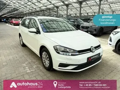 Gebraucht VW Golf VII Trendline 116 PS (85 kW) 2020 Weiß Kombi