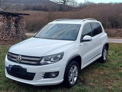 Gebraucht VW Tiguan LOUNGE 150 PS (110 kW) 2016 Weiß SUV