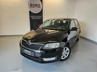 Gebraucht Skoda Rapid Ambition 90 PS (66 kW) 2015 Schwarz Kleinwagen