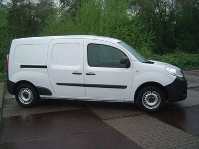Weiß Gebraucht 2021 Renault Kangoo Van / Kleinbus | 9.999 € (Guter Preis)