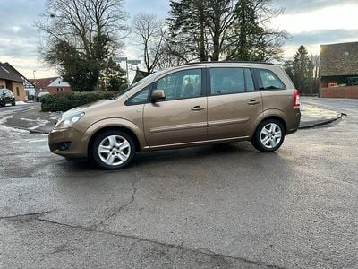 Gebraucht Opel Zafira 125 PS (91 kW) 2014 Braun Van / Kleinbus