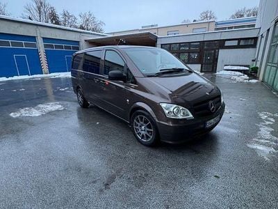Braun Gebraucht 2011 Mercedes Viano Edition Van / Kleinbus | 14.900 € (Superpreis)