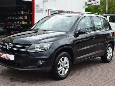 Gebraucht VW Tiguan Trendline 122 PS (89 kW) 2012 Schwarz SUV