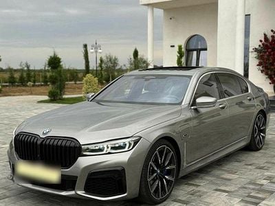Gebraucht BMW 745e Comfort Edition 394 PS (289 kW) 2022 Grau Limousine