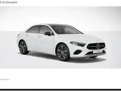 Gebraucht Mercedes A180 116 PS (85 kW) 2025 Weiß Limousine