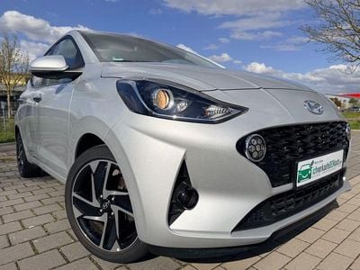 Gebraucht Hyundai i10 Style 84 PS (61 kW) 2021 Silber Kleinwagen