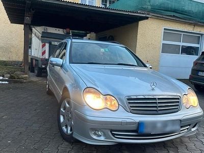 Gebraucht Mercedes C220 150 PS (110 kW) 2005 Grau Kombi