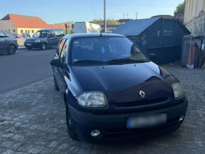 Brugt Renault Clio II 58 HK (42 kW) 1999 Blå Sedan