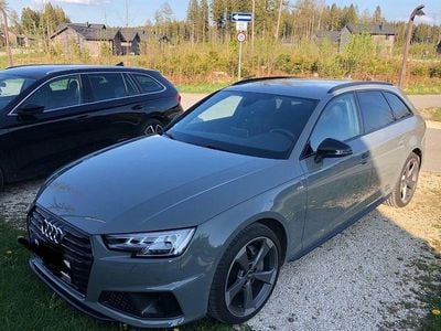 Gebraucht Audi A4 S-Line 190 PS (139 kW) 2019 Grau Kombi